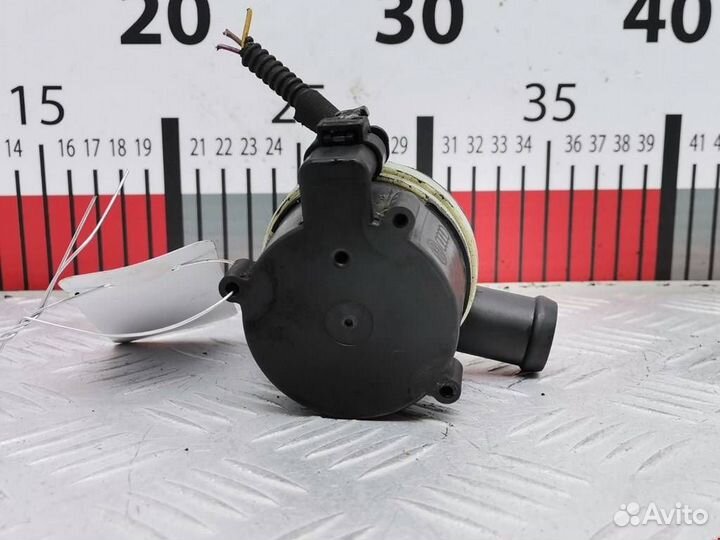 Насос антифриза дополнительный Audi A5 8T 2010