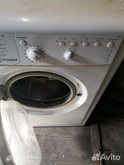Стиральная машина indesit на запчасти