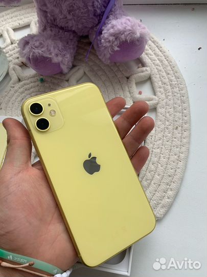 Apple iPhone 11 64gb Yellow рст