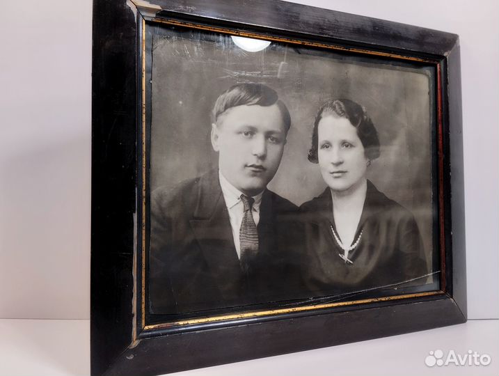 Фотография Муж и жена нач20в портрет в раме фото