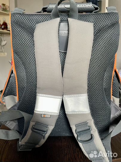 Рюкзак школьный для мальчика 1-4 класс