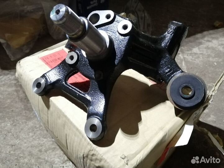 Задняя цапфа Хендай Купе Тибурон. Новая. Оригинал