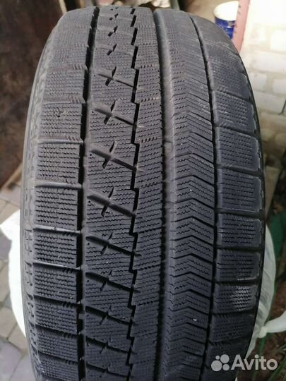 Bridgestone Blizzak VRX 21.5/5 R17 91S