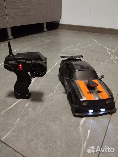 Машина для дрифта на пульте управления