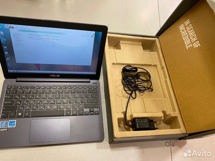 Ноутбук asus E203M/ Pentium Silver N5000