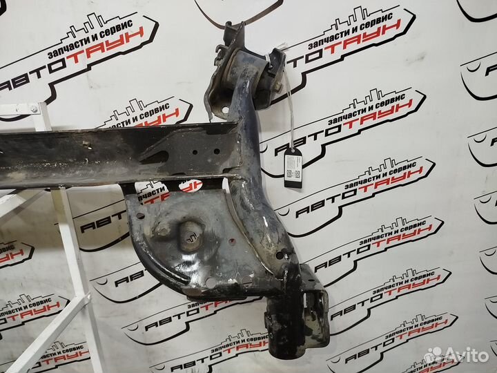 Балка подвески задняя nissan cube march micra note AK12 BK12 BZ11 E11 K12 YK12 YZ11 ZE11 задняя 2WD