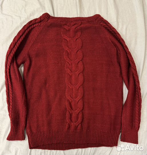 Свитер женский