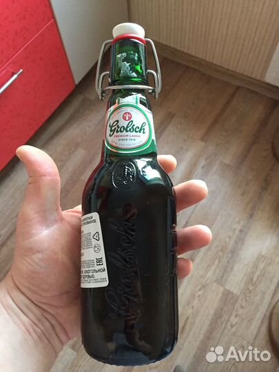 Бутылка с бугельной пробкой