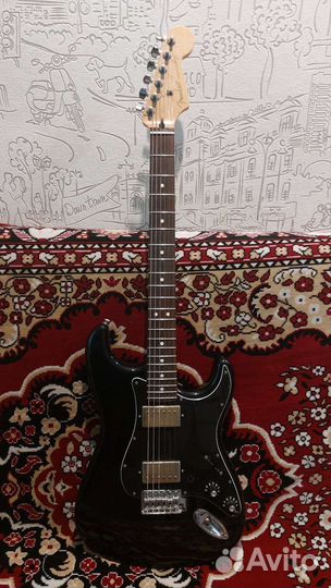 Fender stratocaster HH Mexico 2012