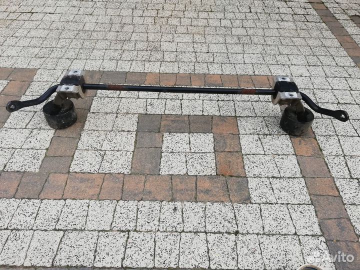 Стабилизатор задний BMW 5 F11 М пакет 2015