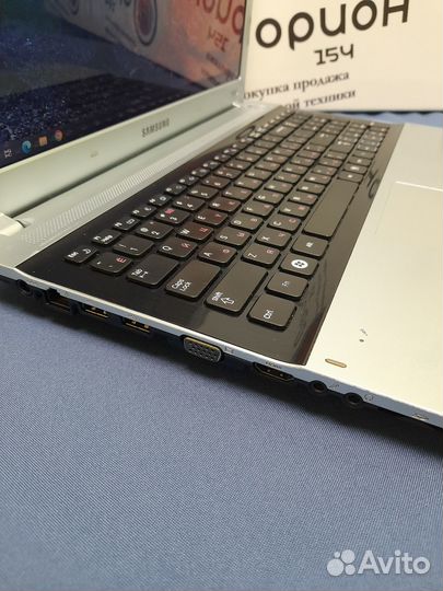 Ноутбук Samsung NP-RV520/i3-2310M/RAM 4/SSD 240Gb