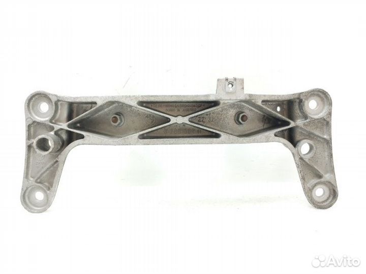 Кронштейн кпп Bmw 3-Series E90 2.5