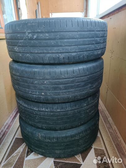 Continental ContiPremiumContact 5 SUV 225/60 R17 99V