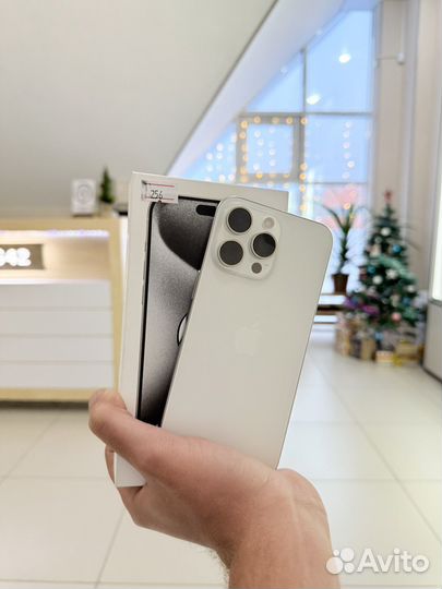 iPhone 15 Pro Max, 256 ГБ