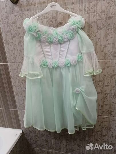 Платье для девочки отдам бесплатно