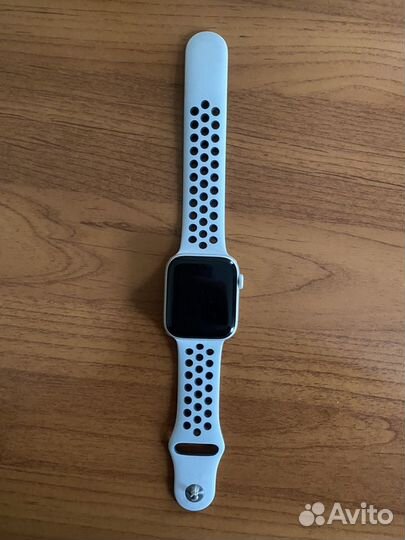 Apple watch se 44 mm