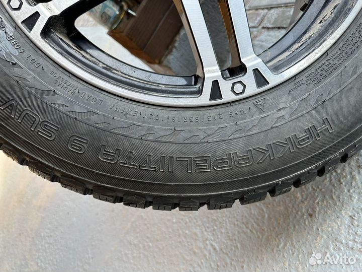 Nokian Tyres Hakkapeliitta 9 SUV 215/65 R16