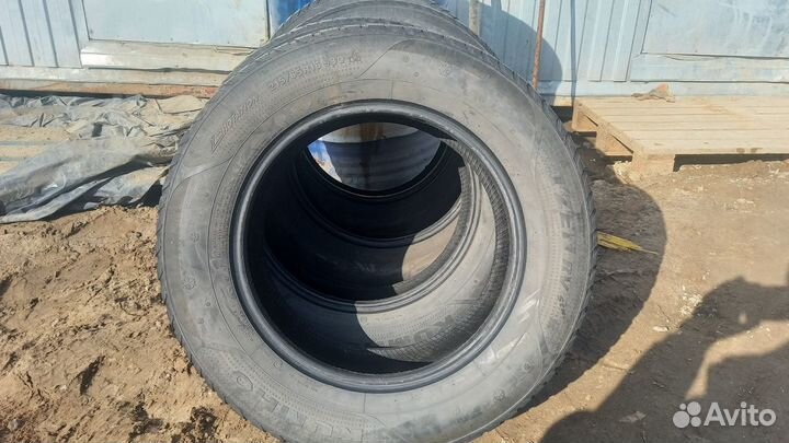 Kumho WinterCraft WS71 215/65 R16