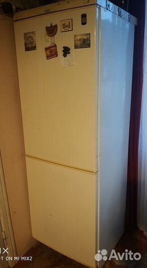 Холодильник Snaige