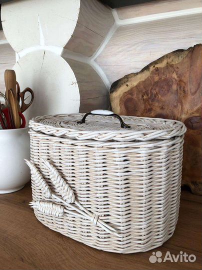 Хлебница плетеная