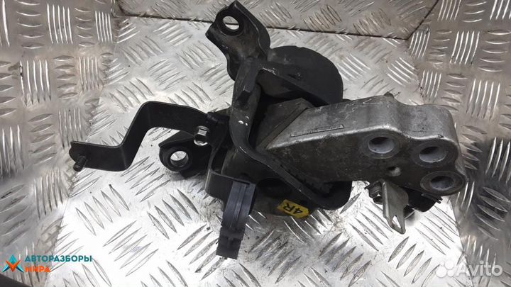 Подушка двигателя дизельная Toyota Verso 2010