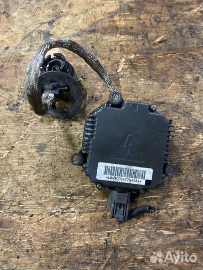 Блок ксенона Honda Stepwgn