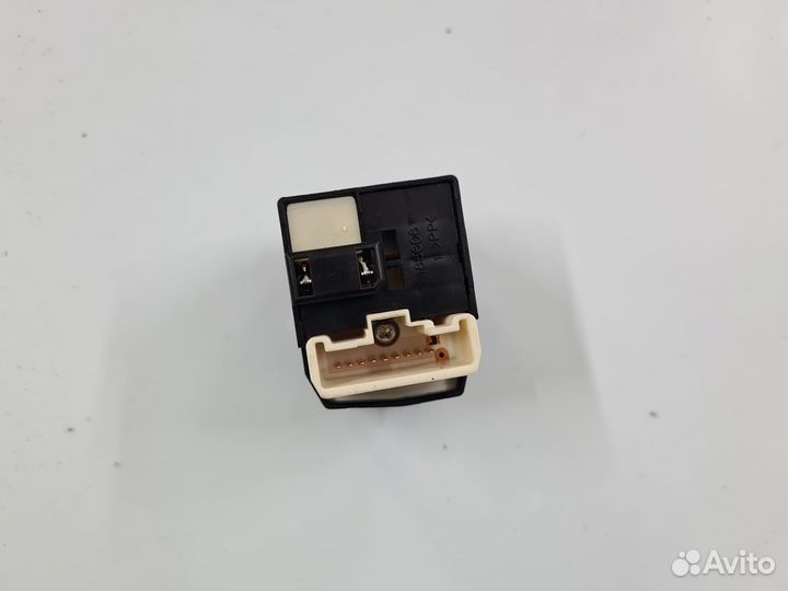 Кнопка блока зеркал Subaru Impreza G12 GE GH S12