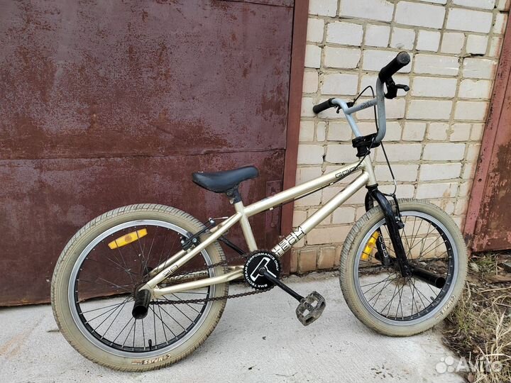 Трюковой велосипед BMX