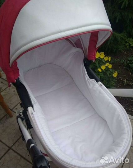 Продам коляску 3 в 1