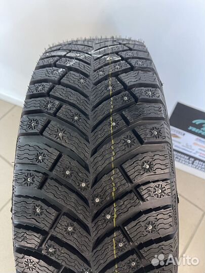 Michelin X-Ice North 4 SUV 225/60 R18 104T