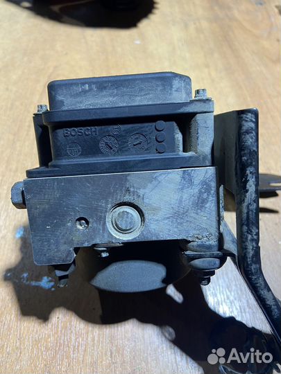 Блок ABS насос Renault Duster 1 2.0 4WD