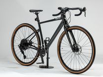 Гравийный велосипед на карбоновой вилке 700C