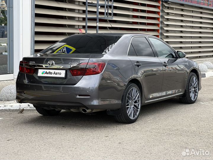 Toyota Camry 2.5 AT, 2013, 179 151 км