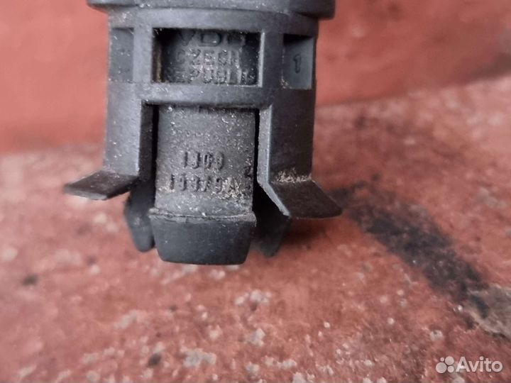 Датчик наружней температуры воздуха 1J0919379A