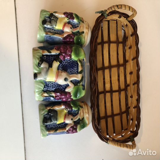 Набор для кухни. Солонка, перечница и салфетница