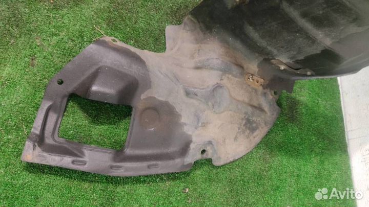 Подкрылок передний левый Lexus RX300 (MCU15) 2002