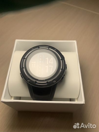Спортивные часы suunto