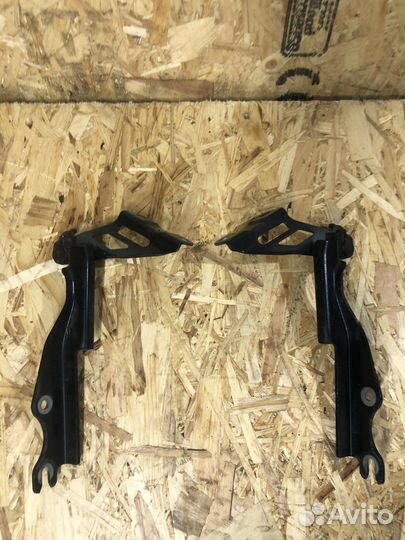 Петля капота R/L Маzda 6 GJ 2014