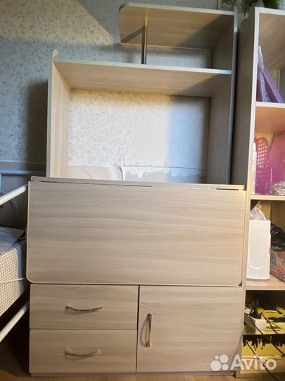 Письменный стол