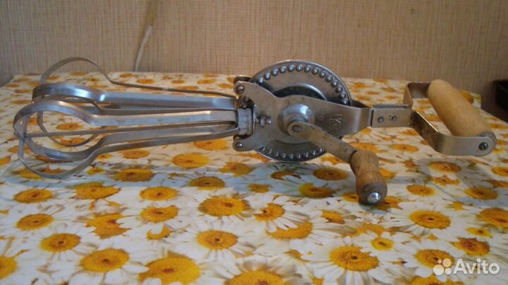Миксер ручной механический СССР ретро