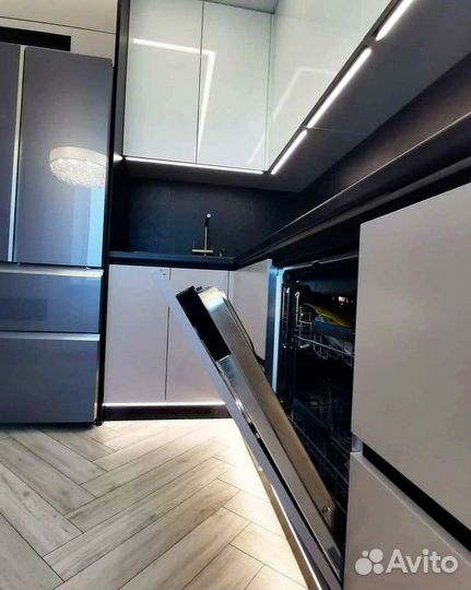 Кухонный гарнитур угловой