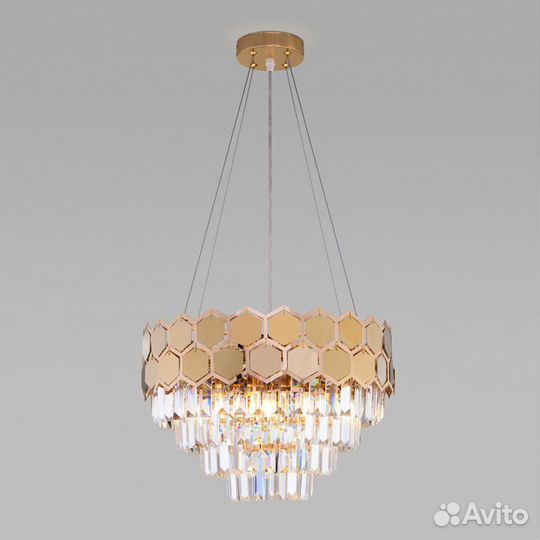 Светильники и люстры