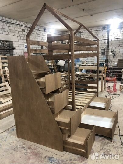 Кровать двухьярусная Домик с системой хранения