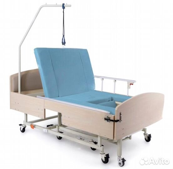 Медицинская кровать функциональная