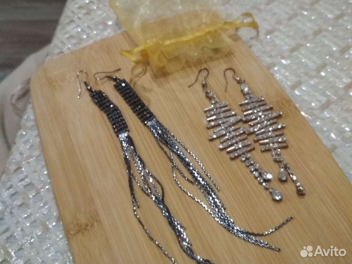 Серьги длинные,бижутерия