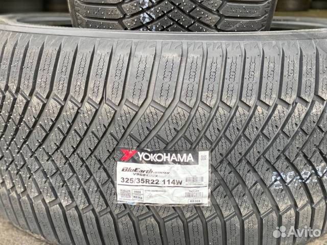 Yokohama BluEarth Winter V906 285/40 R22 110W