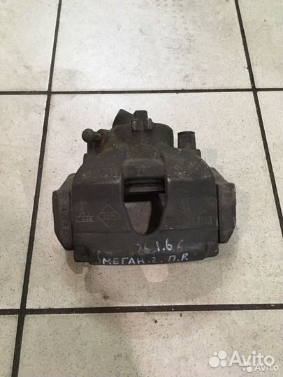 Тормозной суппорт передний правый Renault Megan 2