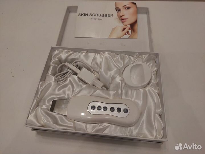 Ультразвуковой прибор для чистки лица