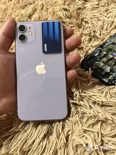iPhone 11, 64 ГБ