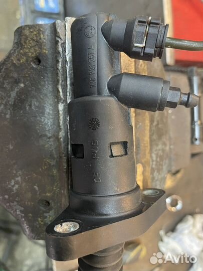 Рабочий цилиндр сцепления Шкода fabia